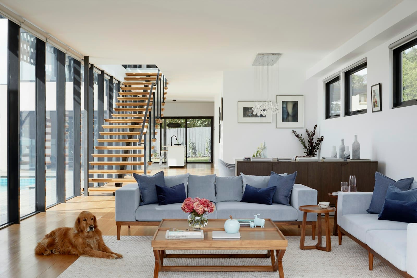 The glasshouse loft, an illustrative apartment interior