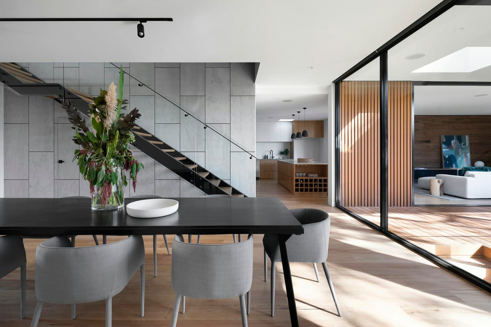 Ocean, uninterrupted, an illustrative apartment interior